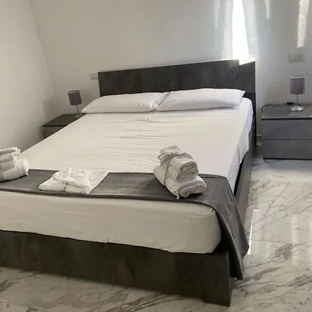 Bed and breakfast De Rossi185 3*